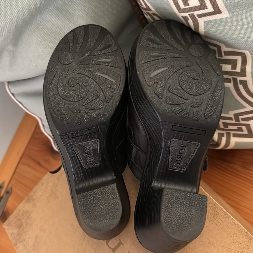 Born Wenonah clog - Picture 7 of 7